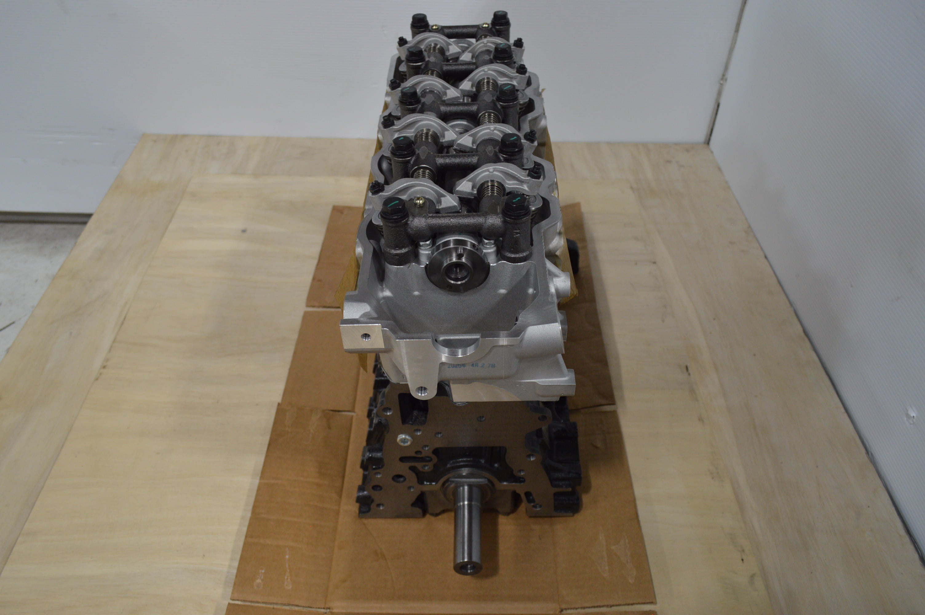 1985 - 1995 TOYOTA PICK UP  - BRAND NEW ENGINE - 2.4L 22R 4 CYLINDER - 0 MILE ENGINE