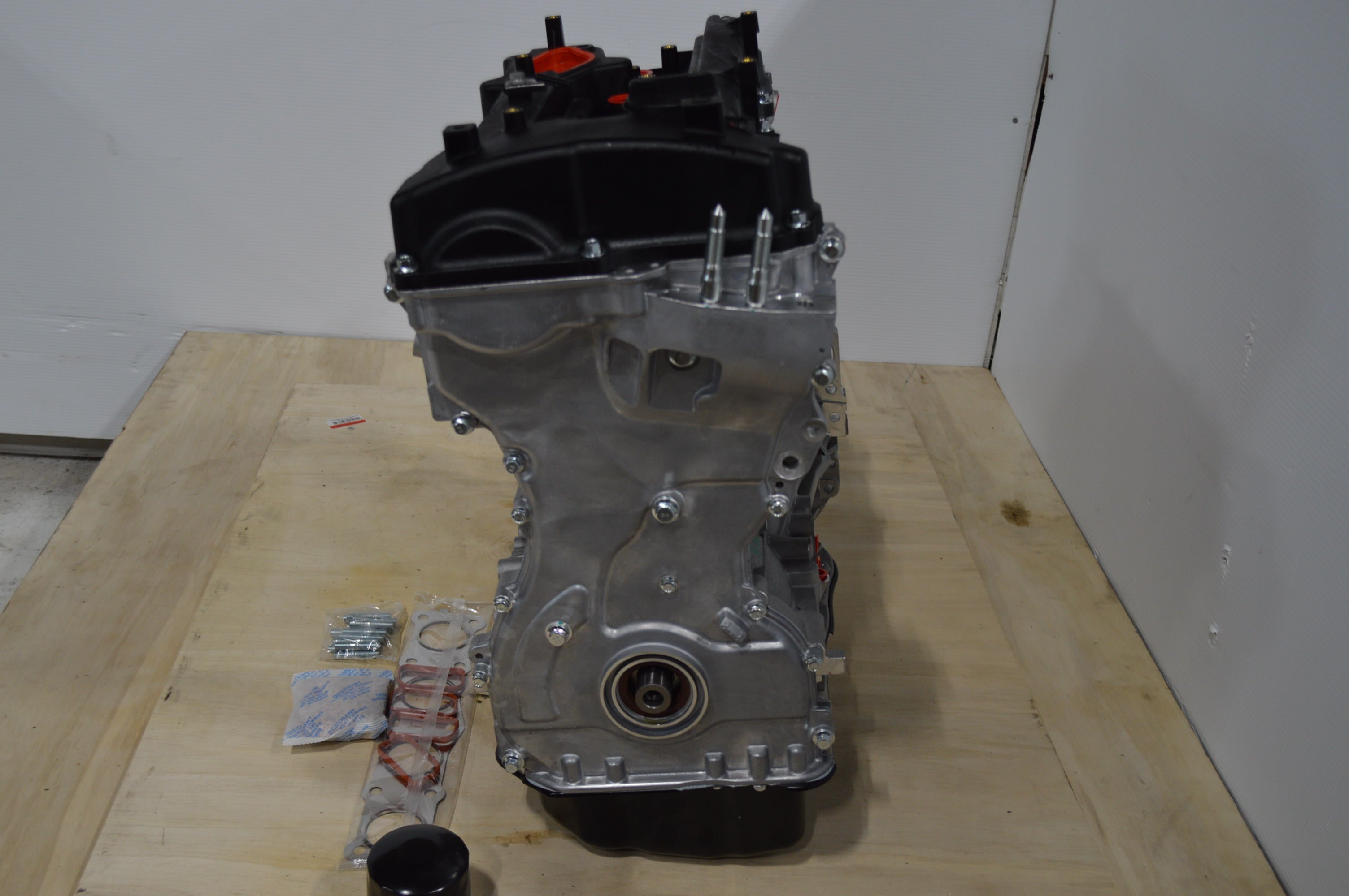 2014 - 2015 HYUNDAI TUCSON - BRAND NEW ENGINE - 2.4L GDI (THETA II GDI) G4KJ-H - 0 MILE ENGINE