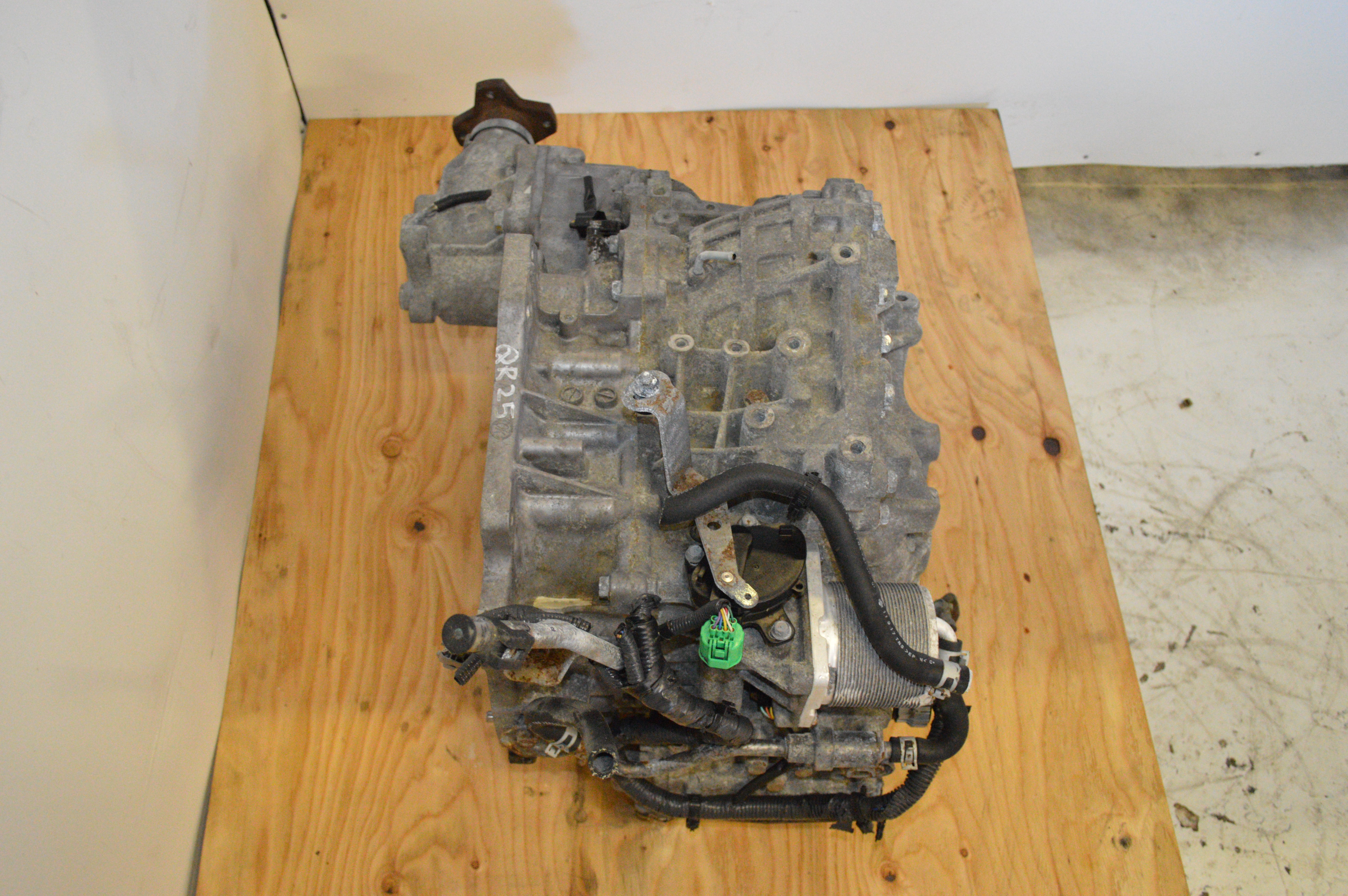 2008 - 2013 NISSAN ROGUE 2.5L AWD AUTOMATIC TRANSMISSION JDM QR25 LOW MILES.