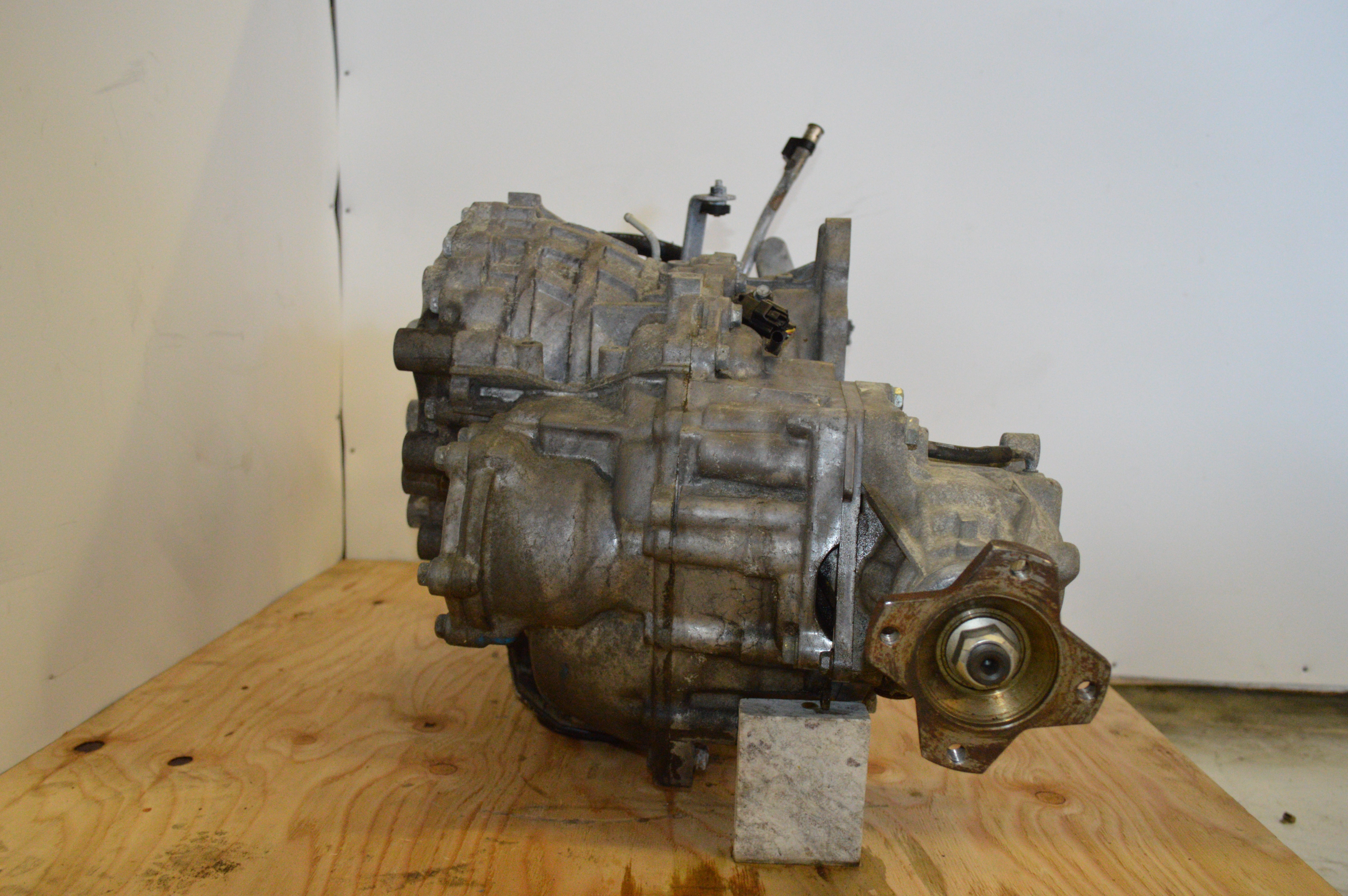 2008 - 2013 NISSAN ROGUE 2.5L AWD AUTOMATIC TRANSMISSION JDM QR25 LOW MILES.