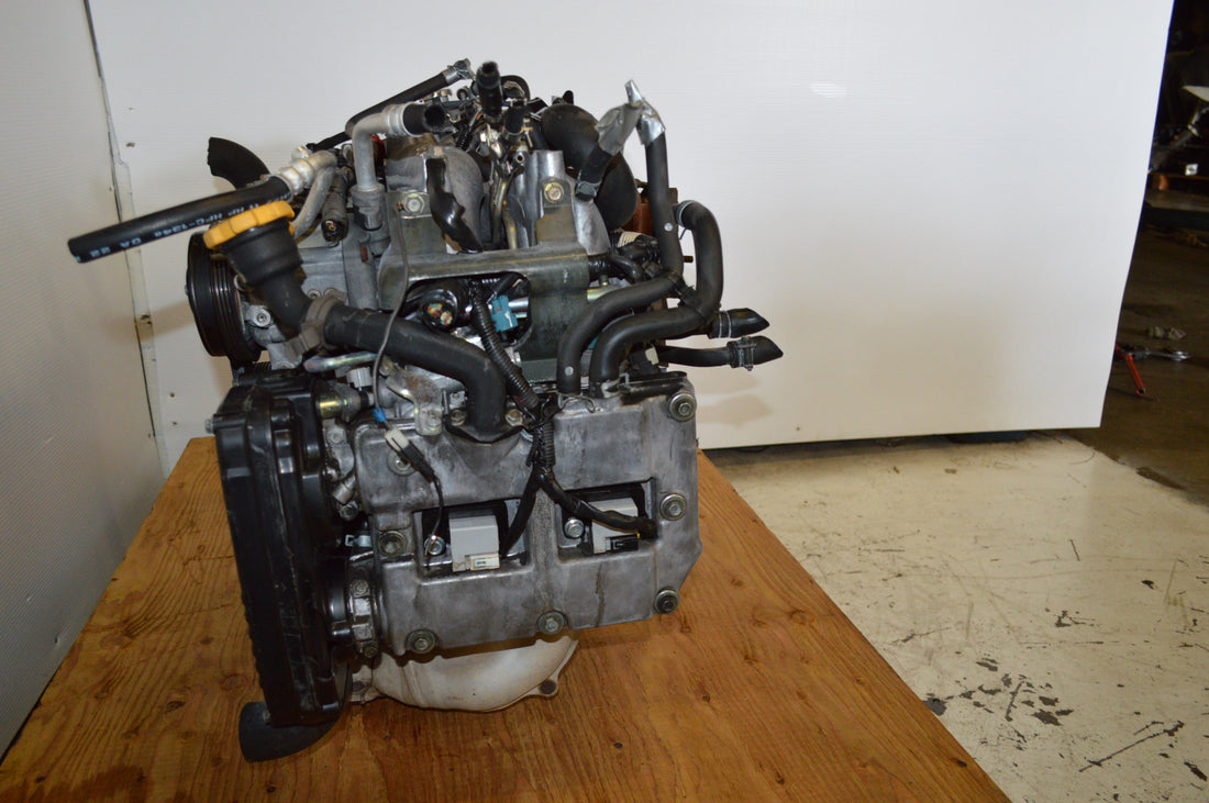 2002 - 2005 SUBARU WRX 2.0L TURBO MOTOR JDM EJ205 AVCS ENGINE LOW MILES.
