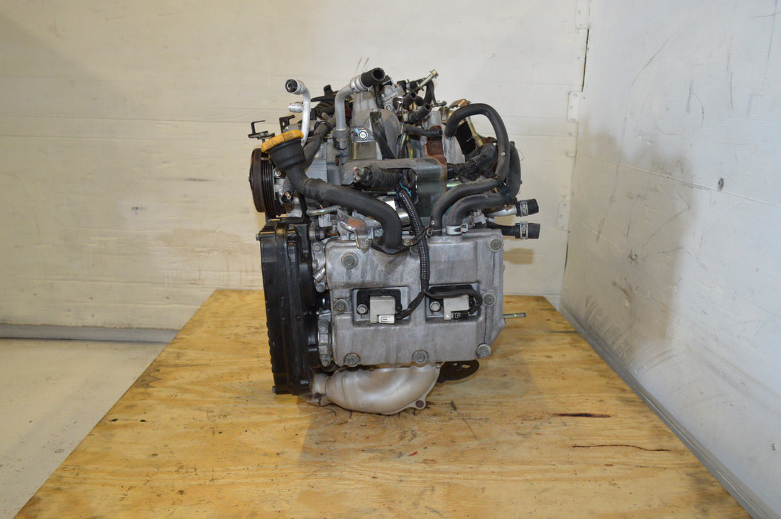 2000 - 2005 SUBARU WRX 2.0L TURBO ENGINE JDM EJ205 AVCS COMPLETE MOTOR ASSEMBLY.