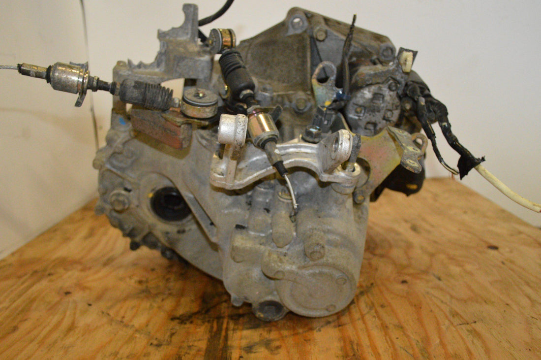2001-2002-2003-2004-2005 HONDA CIVIC 1.7L 5-SP MANUAL TRANSMISSION D17A JDM IMPORTED TRANSMISSION.