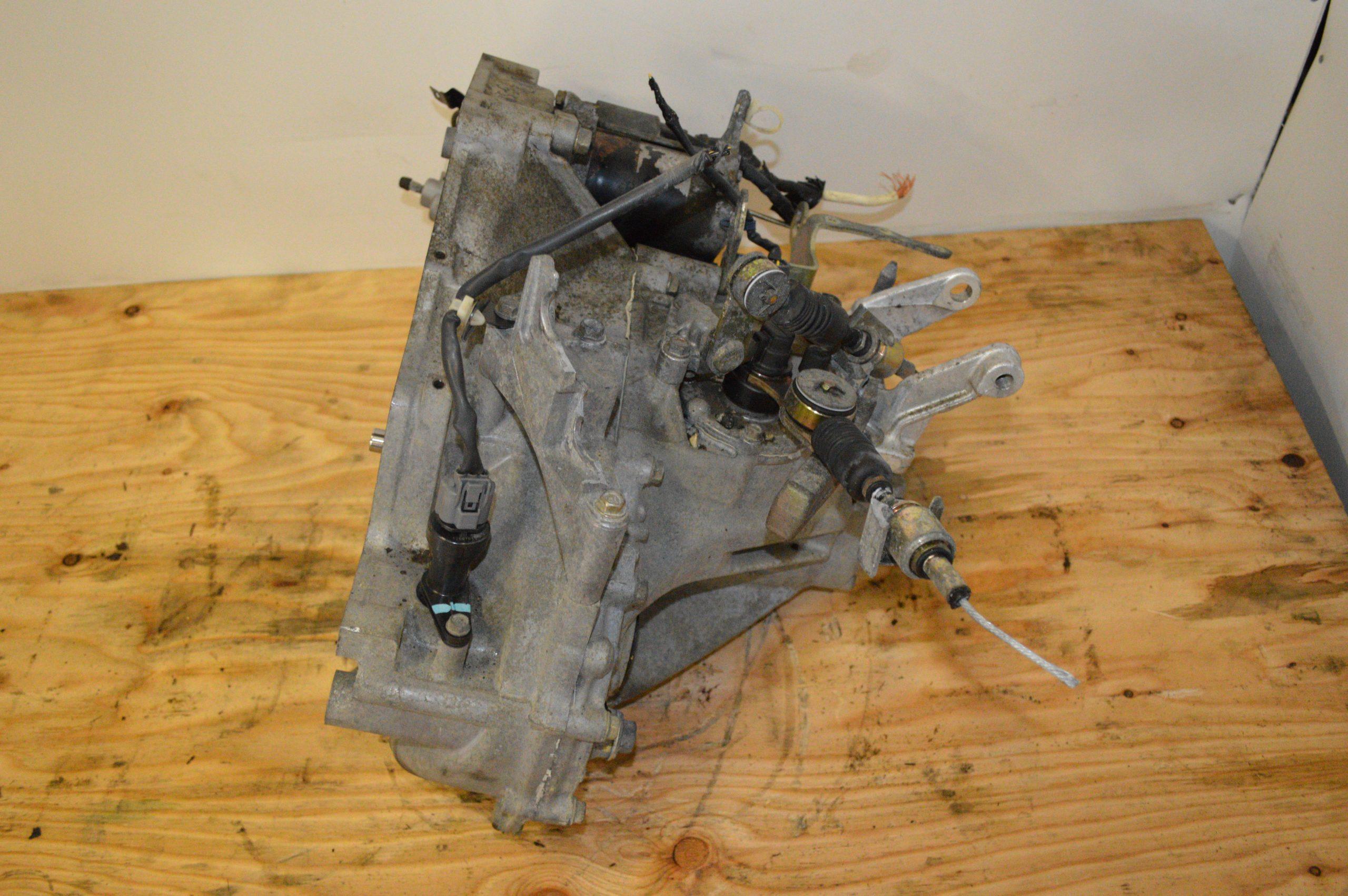 2001-2002-2003-2004-2005 HONDA CIVIC 1.7L 5-SP MANUAL TRANSMISSION D17A JDM IMPORTED TRANSMISSION.