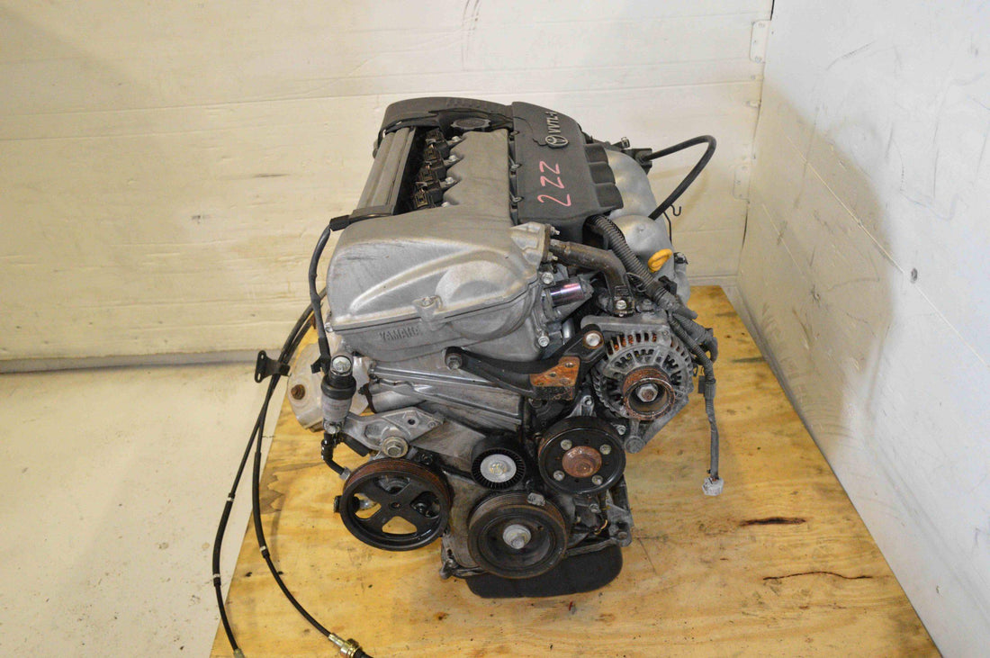 2004-2006 Toyota Corolla XRS 2ZZGE 1.8L VVTL-i Engine with 6-Speed Transmission
