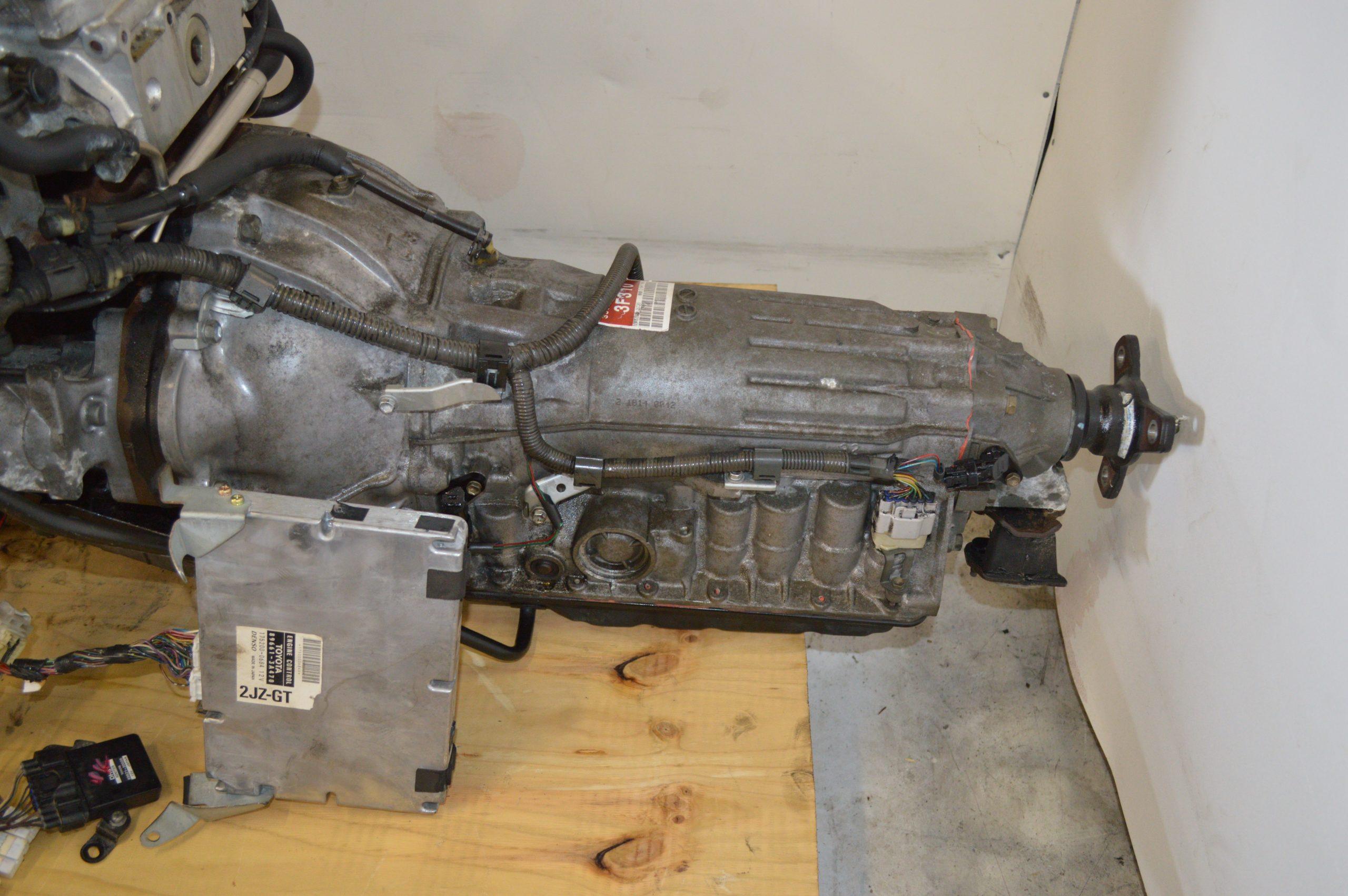 JDM 2JZ-GTE VVTI 3.0L TWIN TURBO MOTOR WITH AUTO TRANSMISSION & ECU.