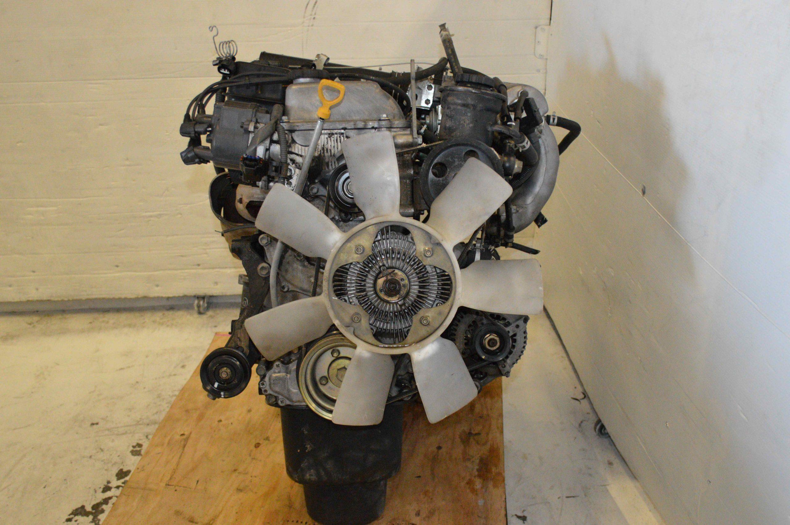 JDM TOYOTA TACOMA 1995-1997 2.7L ENGINE 3RZ DISTRIBUTOR MOTOR